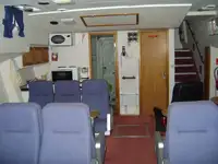 Kapal rondaan untuk dijual