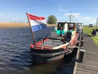Kapal tunda untuk dijual