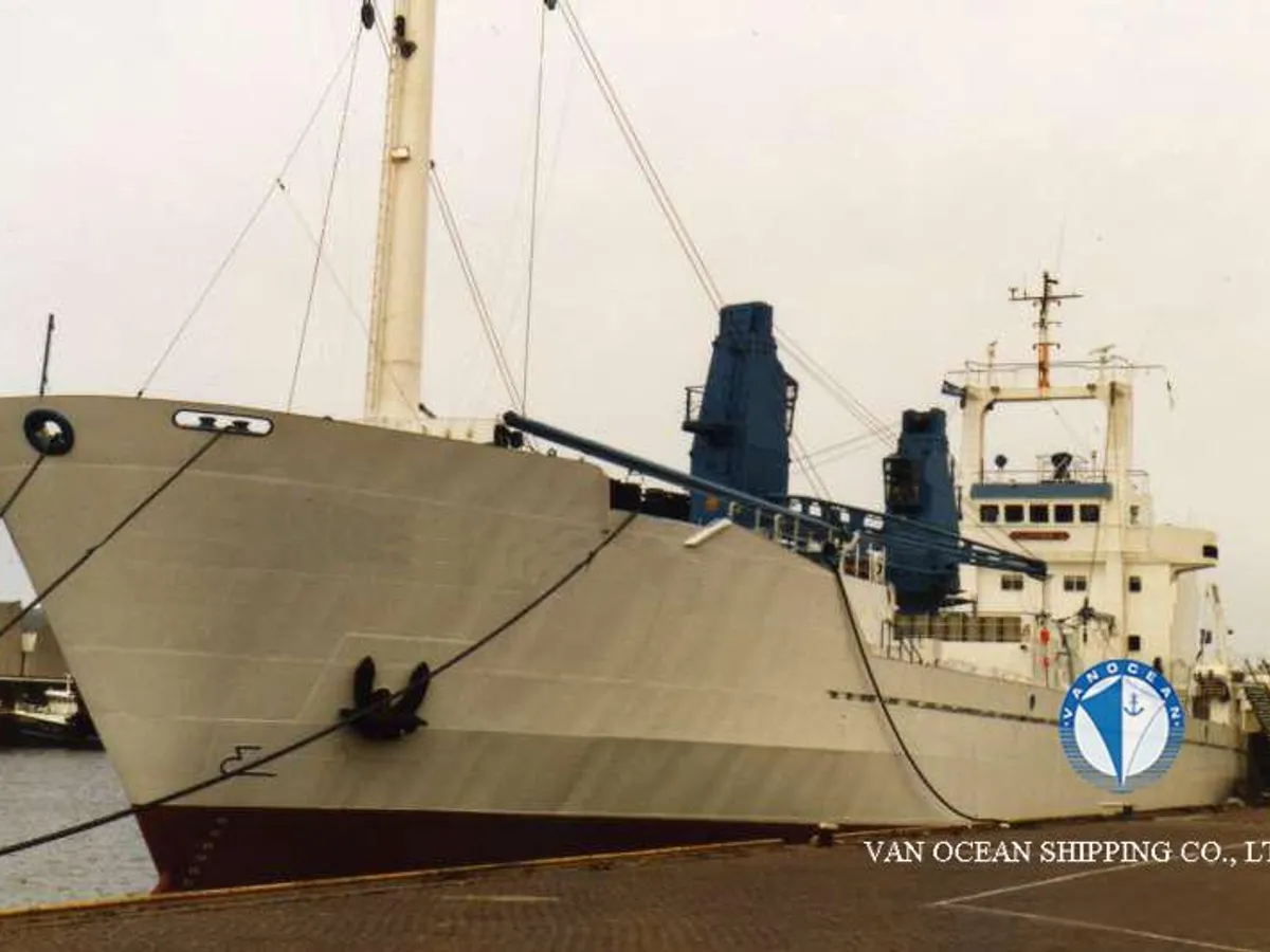 Kapal peti sejuk untuk dijual