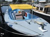 Kapal pelayaran-feri untuk dijual
