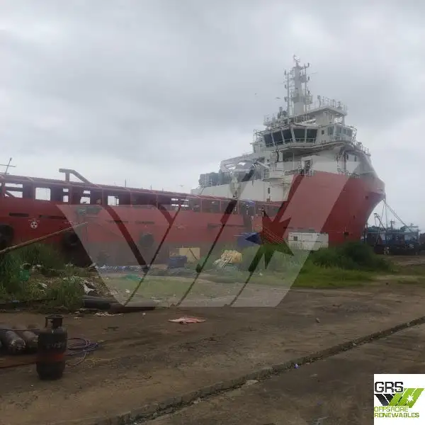 Kapal bekalan untuk dijual