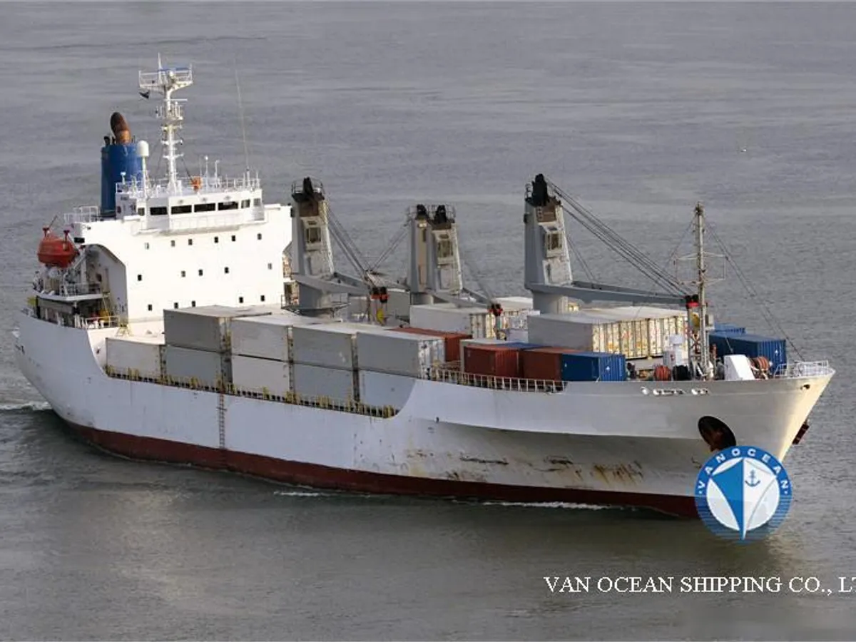 Kapal peti sejuk untuk dijual