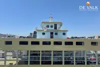 Kapal feri untuk dijual