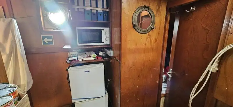 Kapal tunda untuk dijual