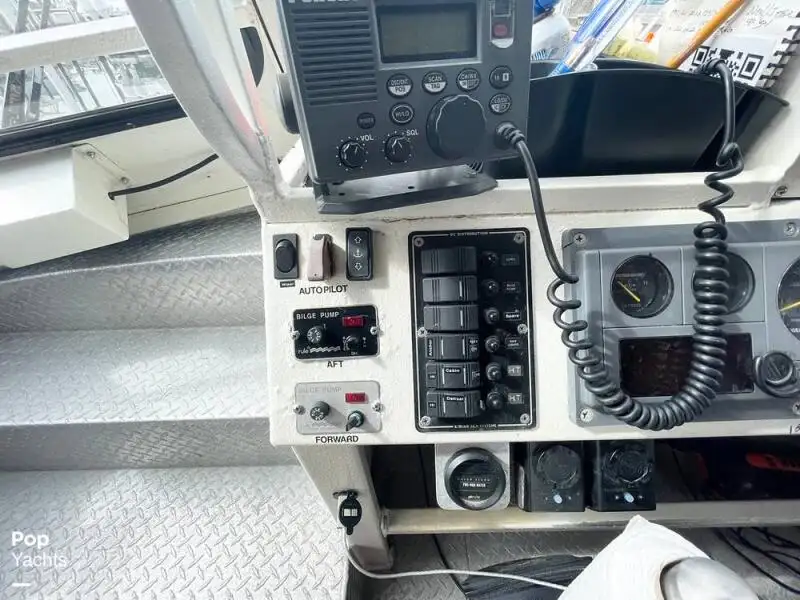 Kapal pelayaran untuk dijual