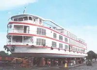 Kapal pelayaran untuk dijual