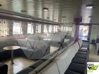 Kapal pelayaran untuk dijual