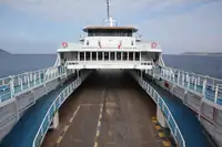 Kapal feri untuk dijual