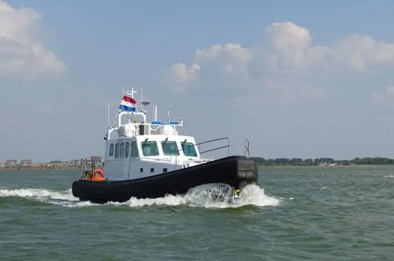 Kapal tinjauan untuk dijual