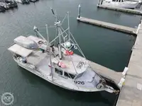 Kapal penyelamat untuk dijual