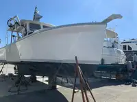 Kapal pemprosesan ikan untuk dijual