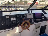 Kapal layar untuk dijual