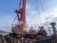 Kapal kren untuk dijual