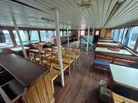 Kapal feri untuk dijual
