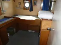 Kapal penyelidik untuk dijual