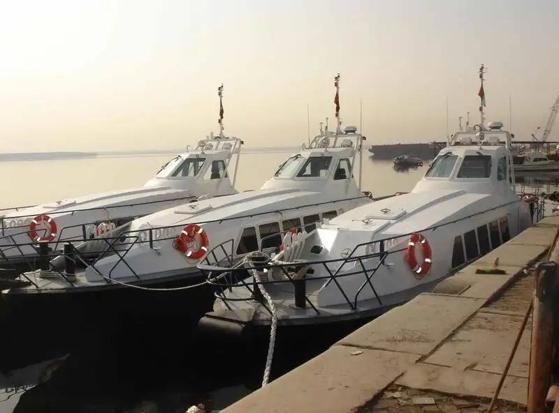 Kapal anak kapal untuk dijual