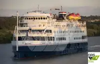 Kapal pelayaran untuk dijual