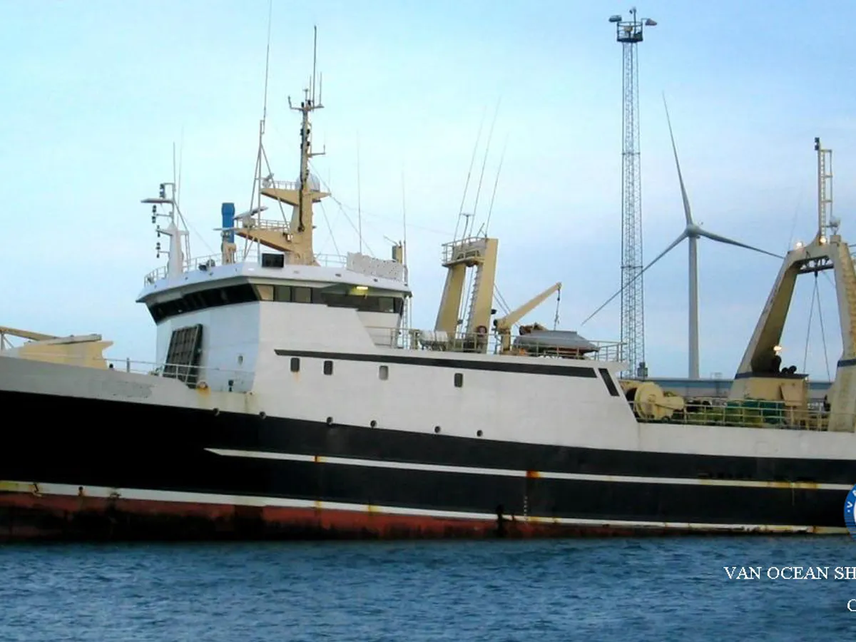 Kapal pukat untuk dijual