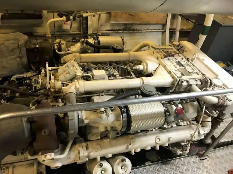 Kapal kerja untuk dijual