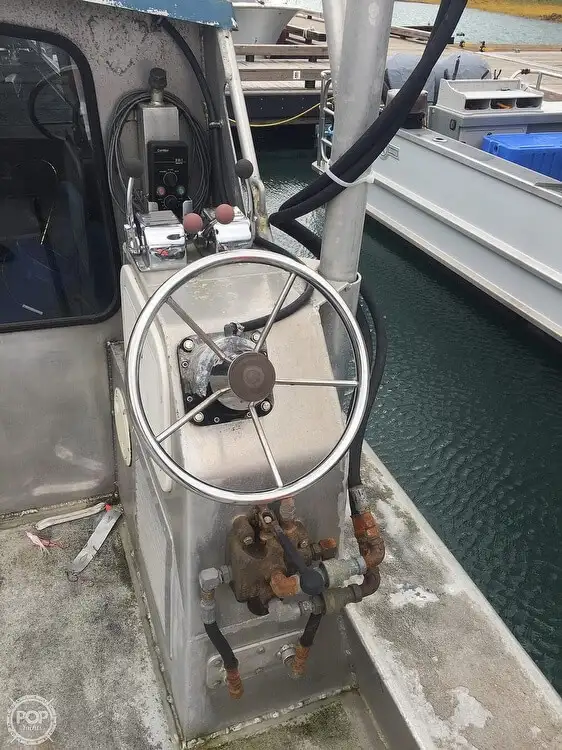 Kapal anak kapal untuk dijual