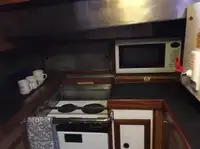 Kapal tinjauan untuk dijual