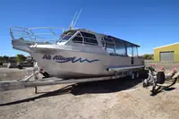 Kapal pelayaran untuk dijual