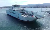 Kapal feri untuk jualan