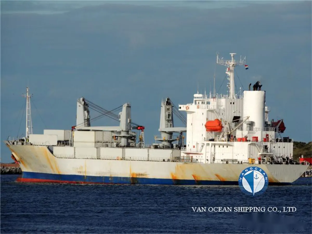 Kapal peti sejuk untuk dijual