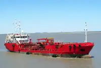 Oil/Chemical tanker untuk jualan
