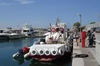 Kapal kerja untuk dijual