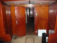 Kapal rondaan untuk dijual
