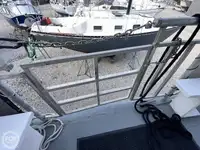 Kapal pelayaran untuk dijual