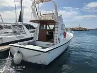 Kapal tinjauan untuk jualan