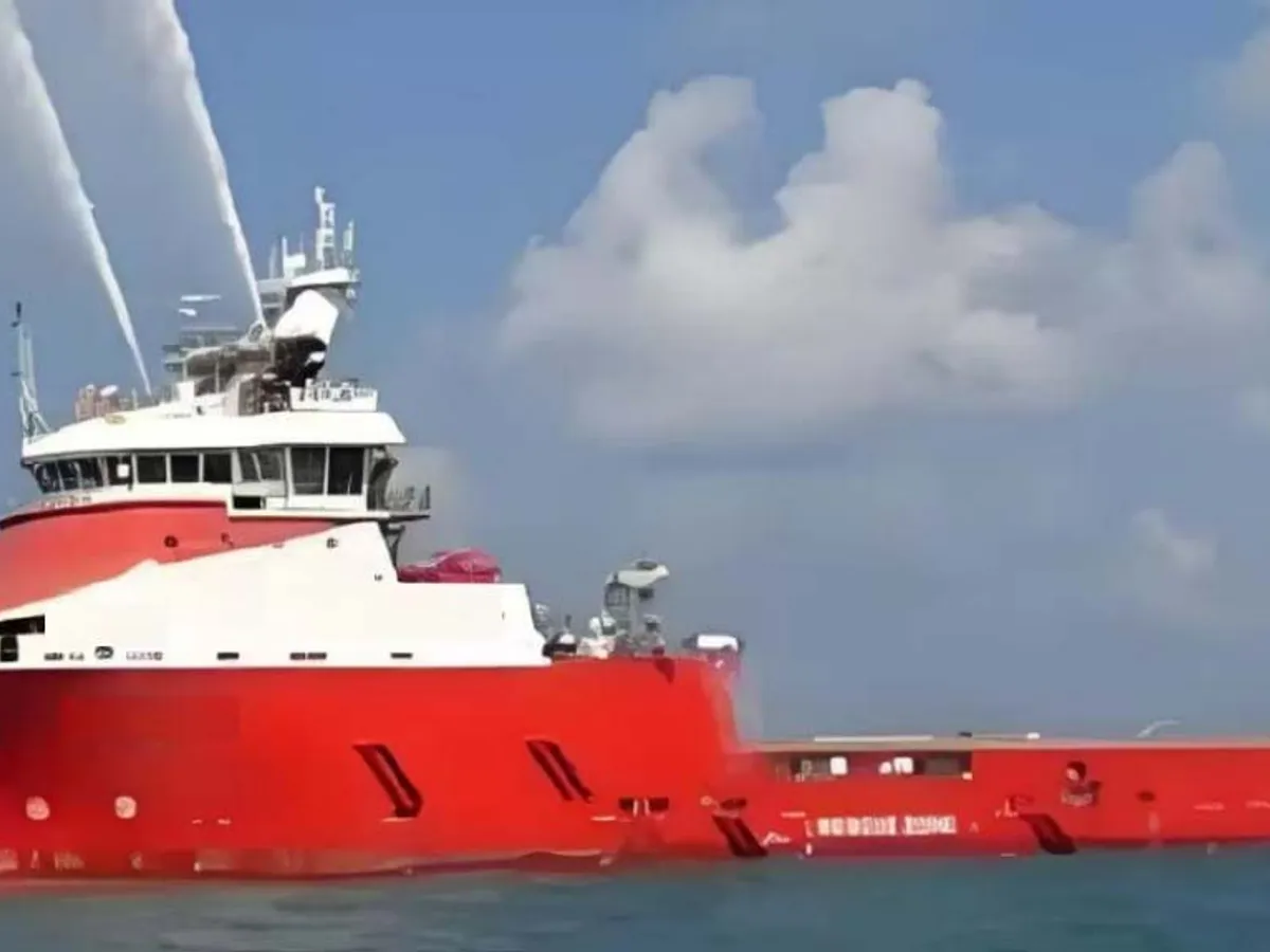 Kapal perkhidmatan & luar pesisir untuk dijual