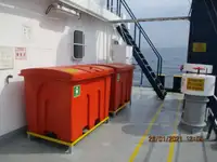 Kapal peti sejuk untuk dijual