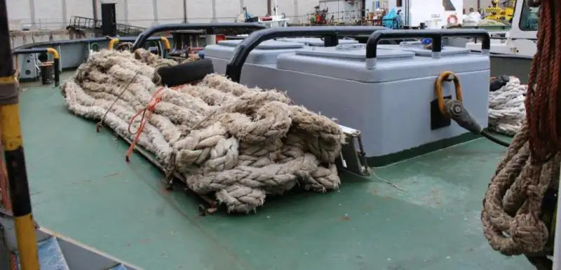 Kapal tunda untuk dijual