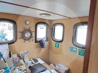 Kapal memancing untuk dijual