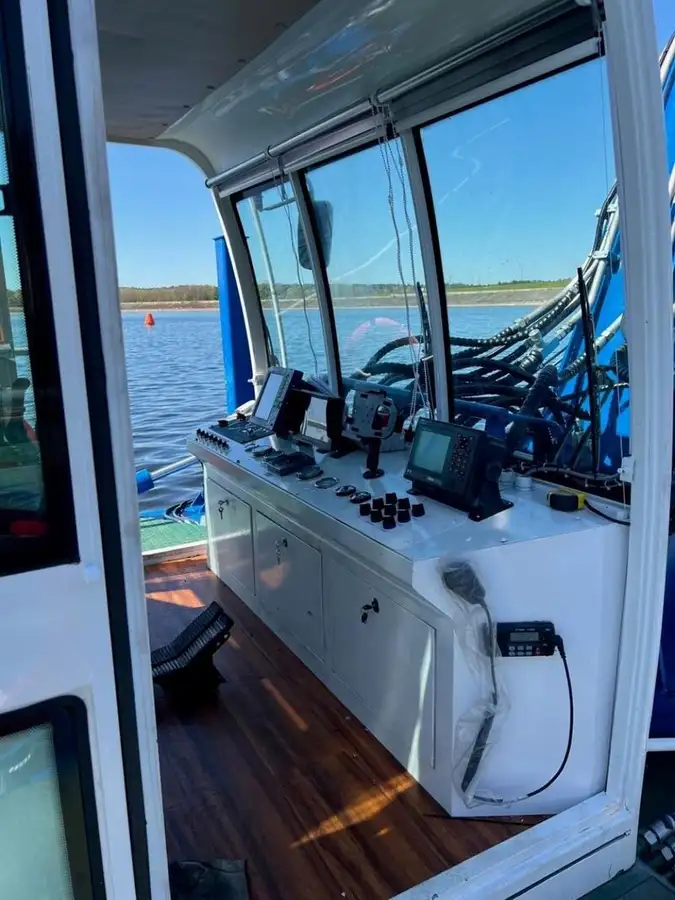 Kapal pengorek untuk dijual