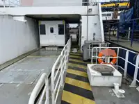 Kapal kontena untuk dijual