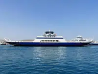 Kapal feri untuk jualan