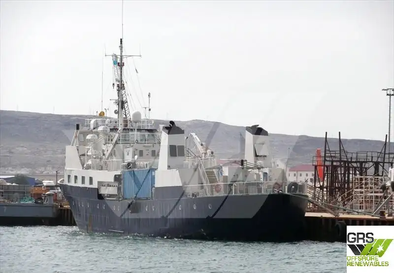 Kapal penginapan untuk dijual