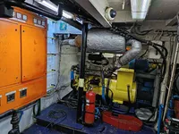 Kapal bekalan untuk dijual