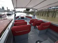 Kapal pelayaran untuk dijual