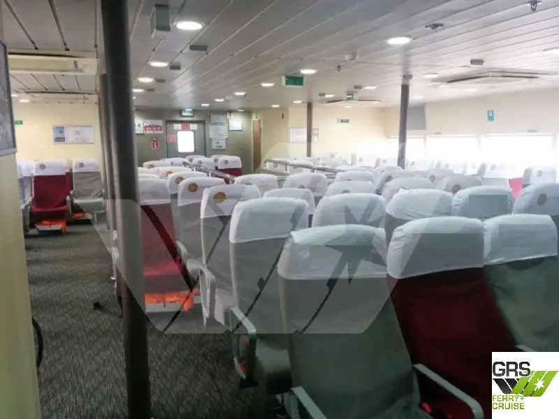 Kapal pelayaran untuk dijual