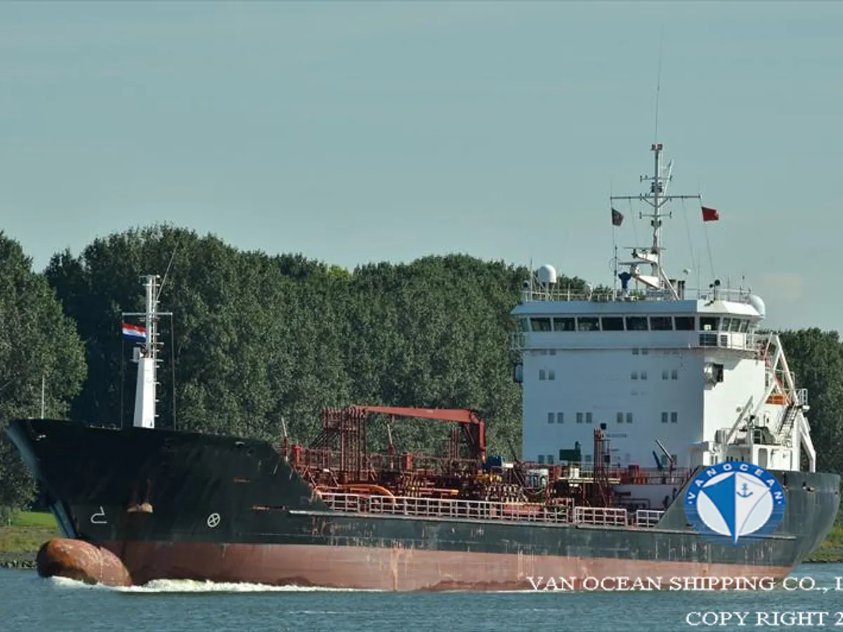 Tangki minyak/kimia untuk dijual