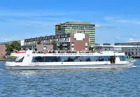 Kapal pelayaran untuk dijual