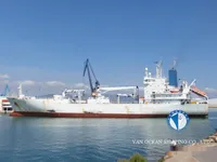 Kapal peti sejuk untuk dijual