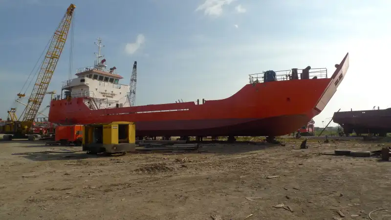 Kapal pendaratan, tangki untuk dijual