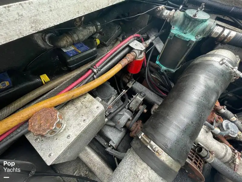 Kapal pelayaran untuk dijual