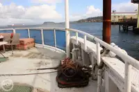 Kapal feri untuk dijual